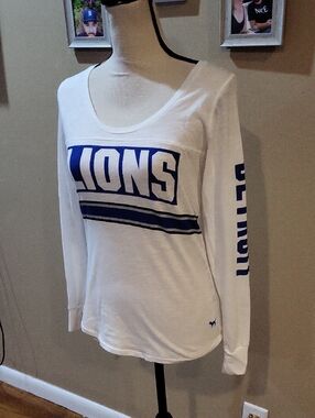 Victoria's Secret PINK Detroit Lions Football Long Sleeve Shirt